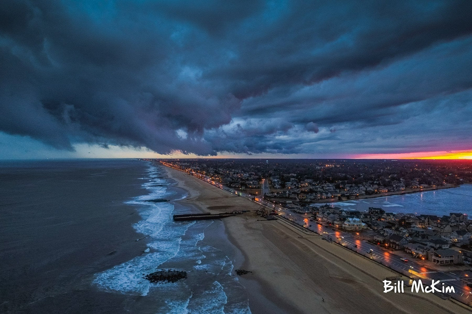 https://billmckim.com/cdn/shop/articles/brilliant-sunset-storm-clouds-over-the-ocean-new-jersey-724616_1500x1000.jpg?v=1671288599